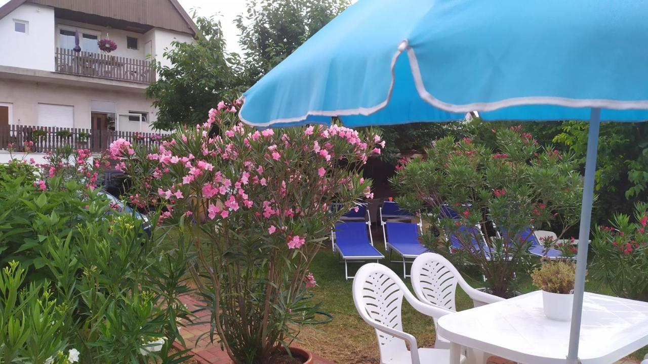 Leander Apartman Balatonlelle Exteriér fotografie